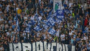 Visualizza altre idee su calcio, paul gascoigne, sacro corano. Anfuhrer Der Lazio Ultras Offenbar In Park Erschossen
