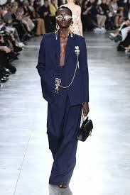 Schiaparelli Haute Couture Spring 2020 In 2020 Haute Couture Details Couture Details Fashion