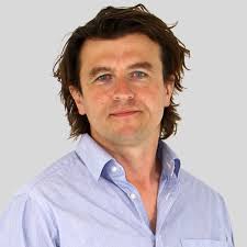 Inside track: Former bankers lend support to upstart lender