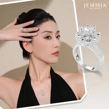 Chọn Quà Tặng Trang Sức 83 Vừa Cao Cấp Lại Đẹp