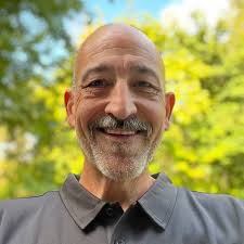 Amazon.com: Taylor Bills: books, biography, latest update