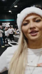 The Varsity Running Hat was designed to live up to the relentless pursuit  of the toughest challenges. It's lightweight, breathable, and with a UPF  50+, protects from even the harshest UV damage.