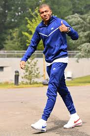 Pin On Fresh Sneakers