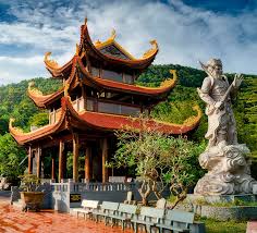 It borders the people's republic of china to the north, laos to the northwest, and cambodia to the southwest. Vietnam Reisetipps Informationen Berge Meer