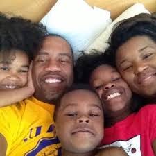 Derrick Spellman's Instagram, Twitter & Facebook