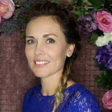 Cyndi Graham (@thecyndigraham)