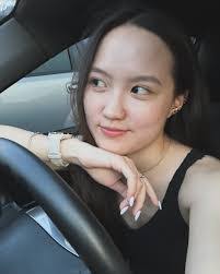 Michelle Kwong's Instagram, Twitter & Facebook