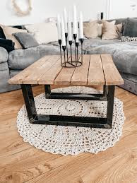 Vor allem der angesagte landhausstil wird durch den holztisch optimal unterstrichen. Die Schonsten Wohnideen Rund Um Den Tisch Gibt S Hier