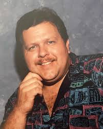 Dwight Huff's Instagram, Twitter & Facebook