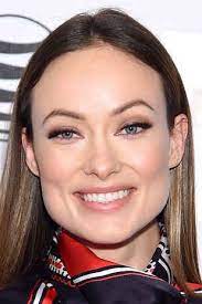 26 Celebrities Who Prove That Fiveheads Make You Beautiful Olivia Wilde Celebrities Brunette Beauty