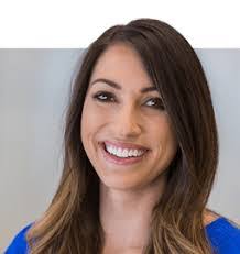 Anne Stolz's Instagram, Twitter & Facebook