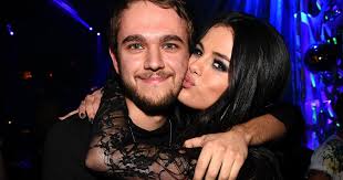 The Weeknd Meets Selena Gomez's Family at His Concert in Dallas!