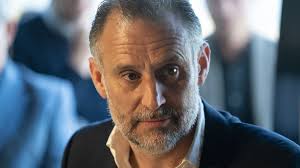 Siempre le he tenido mucho respeto a escribir"