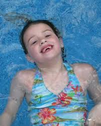 This week we are celebrating our seniors! Next up is our great backstroker  from the Northeast, Olivia Lind! Olivia is working