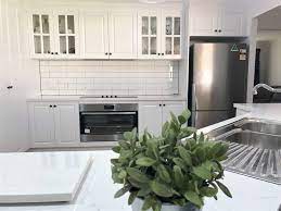 We naturally respond to the look of wood as a decor element, whether it's on the floor, on the wall, or on the ceiling. Benefits Of Adding A Bulkhead To Your Kitchen Cabints