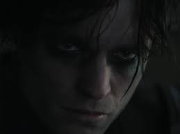 Wow je viens de revoir harry potter 4 et robert pattinson avait une de ces prestances, incroyable. The Batman Trailer Robert Pattinson S Goth Bruce Wayne Inspires Hilarious Memes With A Twilight Twist Pinkvilla