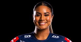 Jasmine Peters's Instagram, Twitter & Facebook