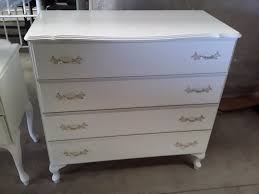 A white person would not be picked to play a well known historical black person, it would be classed as white washing. Queen Anne Bedroom Suite Comprising 2 Dressing Tables Pr Bedside Cabinets Tallboy Chest Of 5 Drawers With Mirror Unit 4 Drawer Chest Of Drawers Collect From Greenfields Sa 93233 30