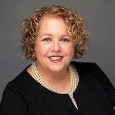 Denise Rubin's Instagram, Twitter & Facebook