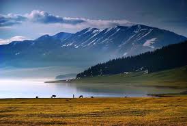 赛里木湖初雪都来了，你还不来吗？-腾讯新闻