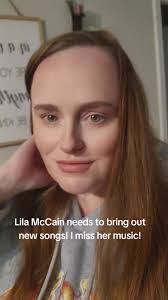 Leila Cain's Instagram, Twitter & Facebook