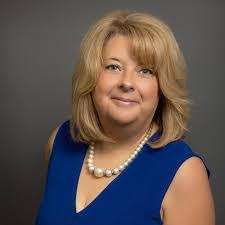 Stacy Derr's Instagram, Twitter & Facebook