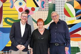 Besondere Einblicke: Netzwerktreffen der Universitätsgesellschaft Paderborn  im Unternehmenssitz „Jacoby Studios“