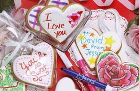 Wir verstehen schon, dass es manchmal wie ein gang. Valentine S Day Gifts For Teens Popsugar Family
