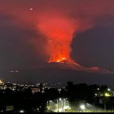 Feb 18, 2021 · un nuovo parossismo illumina la notte: Terremoto In Sicilia L Esperto Nessun Collegamento Con L Eruzione Dell Etna