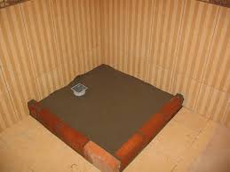 идея душевая кабина из плитки со сливом в полу фото Dushevaya Kabina Svoimi Rukami Poddon Dushevye Dushevaya Kabina Dushevye Komnaty