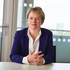 Diana mary dido harding, baroness harding of winscombe (born 9 november 1967) is a british businesswoman and conservative life peer serving as chairwoman of nhs improvement since 2017. Dido Harding Didoharding Twitter