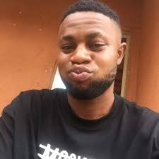 Throwback picture that year Drop your throwback make we laff