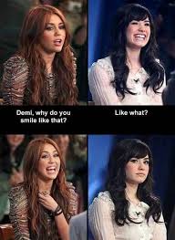 This Made Me Laugh Funny Miley Cyrus Friends Funny Funny Pictures