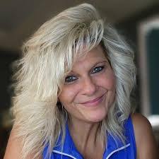 Holly Buxton's Instagram, Twitter & Facebook