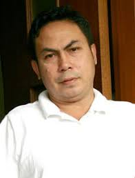 selabriti indonesia: berita tata dado