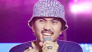 Duta Nyanyi di Nikahan Ponakan Bareng Eross-Adam, Bak Mini Konser Sheila