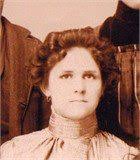 Etta Genette Cates (1911-1975) was born in Hope Town, Abaco to Dennis Cates  and Sarah Elizabeth Pinder. In 1927, she married Lynn Dundonald Russell  (1901-1970) son of Thomas and Francis Russell. 📷cred: