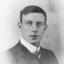 William Marratt COLLINSON b. Dec 1910 Great Grimsby, Lincolnshire, England  d. 07 Mar 2002 Ashlea Court Care Home, New Waltham, Lincolnshire, England:  Past and Present Company