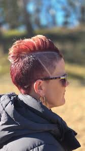 Kristy's new look! Just wow! The grooviest chic in town! 🍁🔥😎