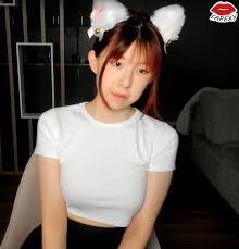 Pompumi Beautiful Asian Cammer