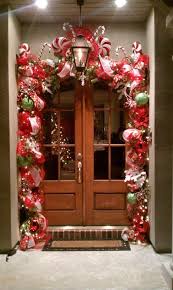 Candy Christmas Garland Ooooo If This Is Outside Whats It Christmas Decorations Diy Outdoor Decorating With Christmas Lights Christmas Door Decorations
