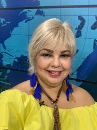 Mirtha Vargas's Instagram, Twitter & Facebook