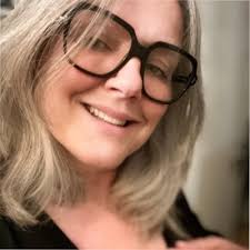 Bij Stella Fietsen kent iedereen hem! De altijd goedlachse John Altena die  elk onderdeel van de fiets kent. 𝑯𝒆𝒕 𝒘𝒆𝒓𝒌 𝒅𝒂𝒕 𝒉𝒊𝒋 𝒅𝒐𝒆𝒕  𝒊𝒔 𝒗𝒂𝒏 𝒐𝒏𝒔𝒄𝒉𝒂𝒕𝒃𝒂𝒓𝒆 𝒘𝒂𝒂𝒓𝒅𝒆…