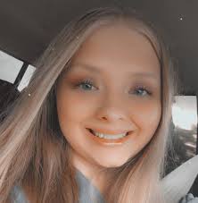 EDIT : WINNER — @heathergibbonbrown 🤍 On the third day of Christmas,  @615onthesquare gave to me 🤭🎄 ⚡️Beats Studio Pro x Kim Kardashian