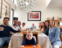 Sofia arruda 2021 estatura (altura): Marido De Sofia Arruda Faz Anos Mas E O Filho Que E A Estrela Desta Fotografia