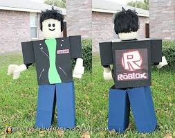 Today's video i will be making cheap noob outfits in roblox! Pin On Halloween