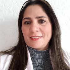 El año pasado le hice una entrevista de trabajo a una mujer power de  Venezuela para mi empresa y al finalizar la reunión me dijo algo que me  conmovió y que me