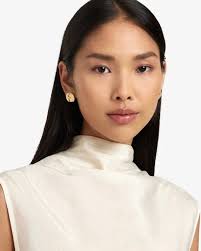 Rosemary Ling 凌菀蔚added a new photo —...