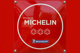 L'etoile verte michelin promeut les établissements particulièrement engagés dans une approche durable de la actualités 1 minute 18 janvier 2021. Michelin Guide To Italy 2021 See All The New Stars