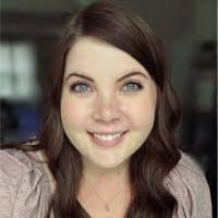 Allison Naylor's Instagram, Twitter & Facebook